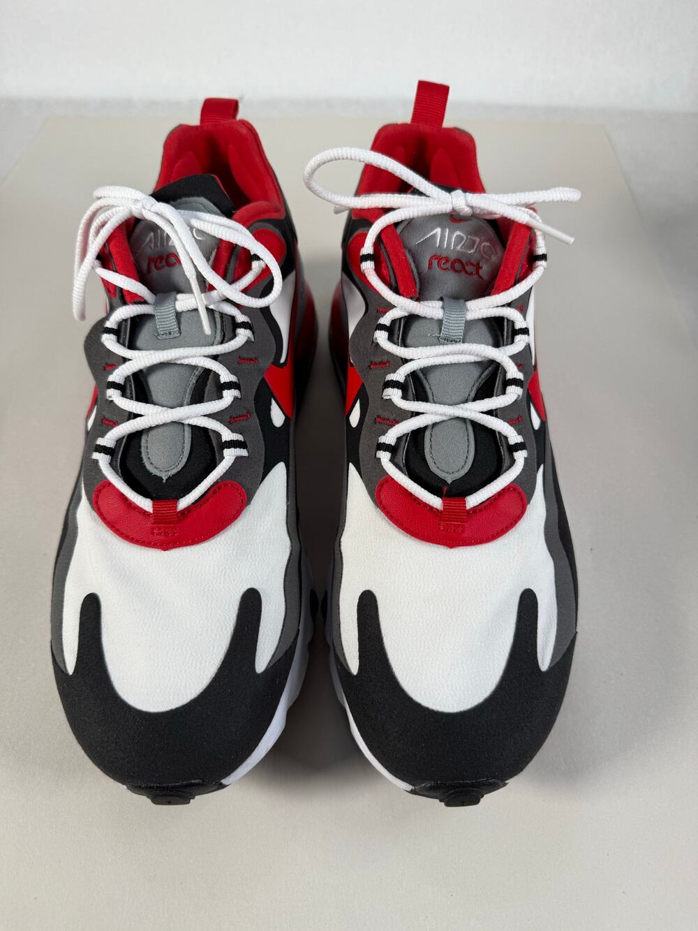 Nike Air Max 270 React Black Iron Grey University Red Men's 9 CI3866-002 Box